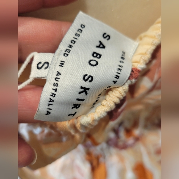 Sabo Skirt Floral Pink and Orange Dress - Picture 5 of 13